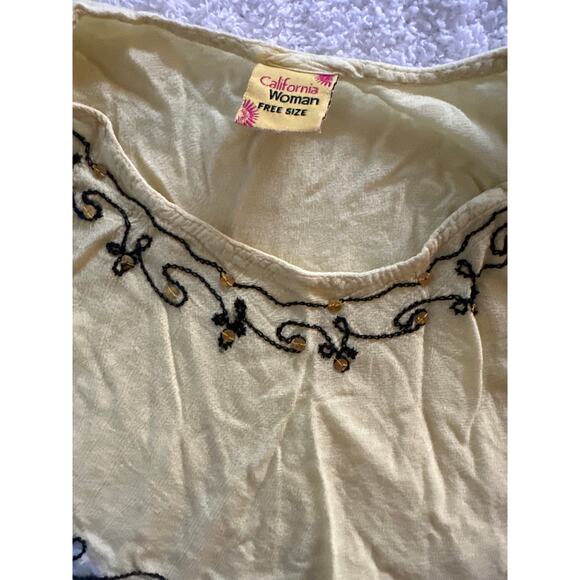California Woman Embroidered Yellow Tank Top Fairycore Boho Vintage Y2K Indie OS - Picture 3 of 6